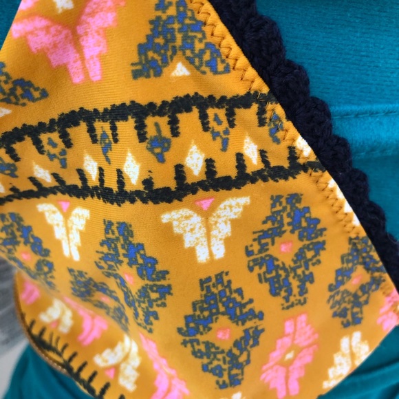 NWT Aerie Reversible Triangle Bikini Top - Picture 5 of 5